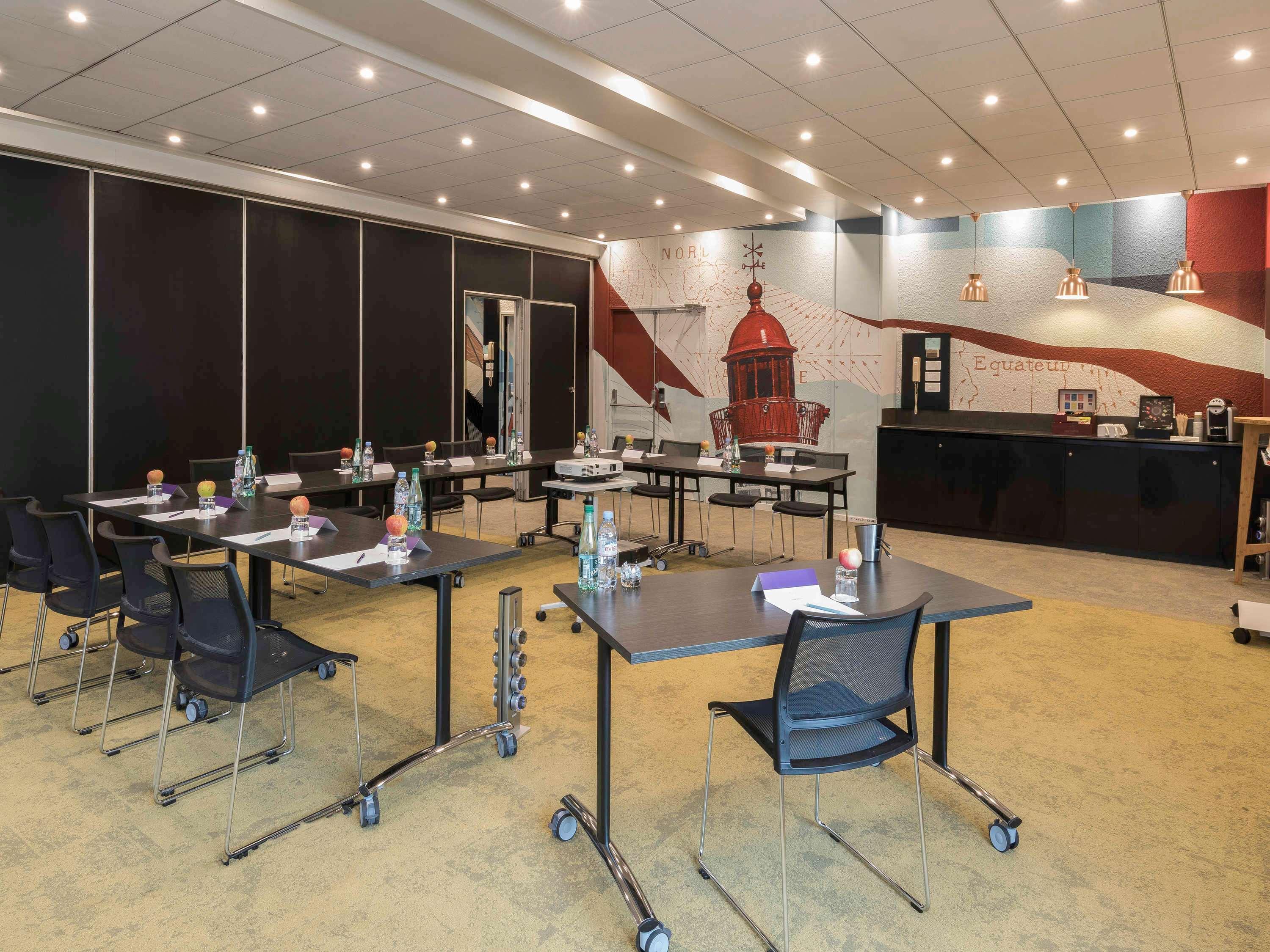 Hotel Mercure Centre Bassin Du Commerce 4*